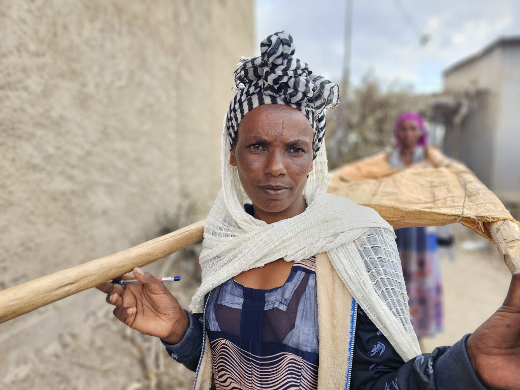 Kahsa is a leader in her community and part of a Women Lead in Emergencies group.